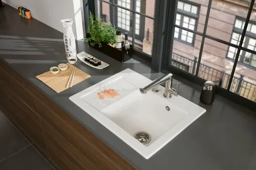 Bild von VILLEROY BOCH Subway 45 Compact Einbauspüle, inklusive Ablaufgarnitur mit Excenterbetätigung, aus Keramik, 650 x 510 mm, Crema CeramicPlus #331302KR