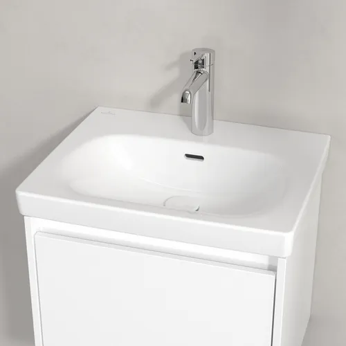 Obrázek VILLEROY BOCH Skyla Washbasin, 445 x 550 x 150 mm, White Alpin, with overflow #5A515501