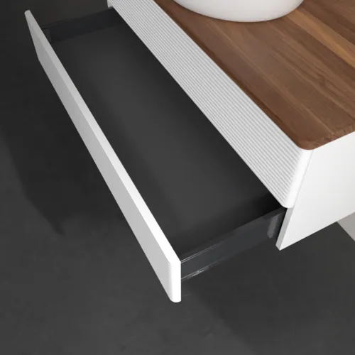 Bild von VILLEROY BOCH Antao Waschbeckenunterschrank, 2 Auszüge, 1000 x 360 x 500 mm, Front mit Struktur, White Matt Lacquer / Warm Walnut #K20112MT