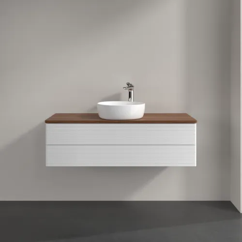 Bild von VILLEROY BOCH Antao Waschbeckenunterschrank, 2 Auszüge, 1200 x 360 x 500 mm, Front mit Struktur, Glossy White Lacquer / Warm Walnut #K21152GF
