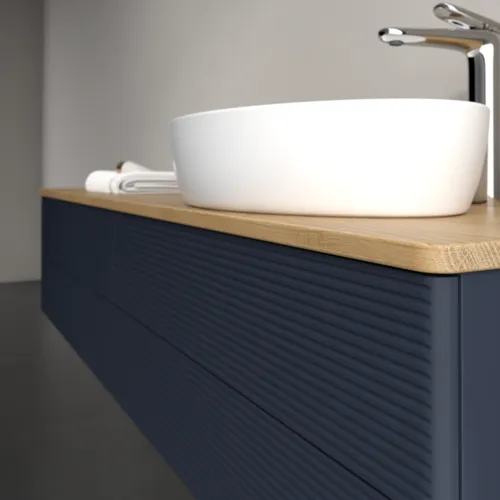 Bild von VILLEROY BOCH Antao Waschbeckenunterschrank, 4 Auszüge, 1600 x 360 x 500 mm, Front mit Struktur, Midnight Blue Matt Lacquer / Honey Oak #K27151HG