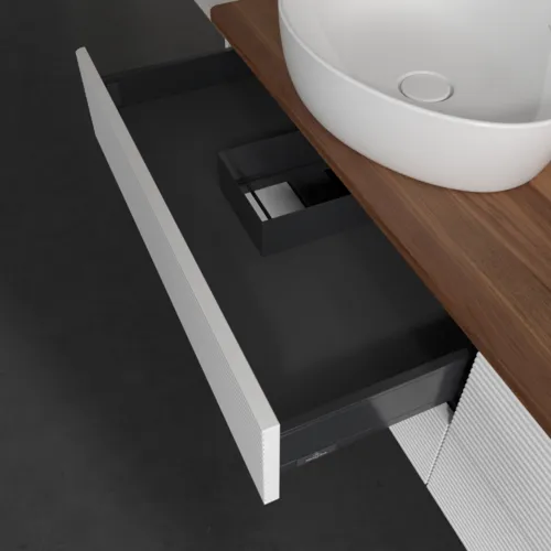 Bild von VILLEROY BOCH Antao Waschbeckenunterschrank, 4 Auszüge, 1600 x 360 x 500 mm, Front mit Struktur, White Matt Lacquer / Warm Walnut #K28152MT