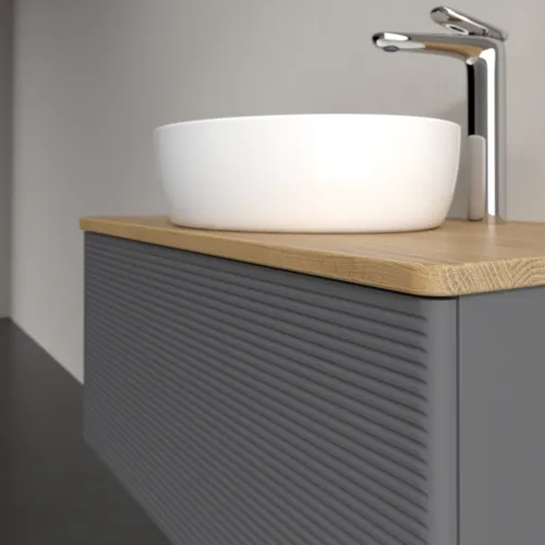 Bild von VILLEROY BOCH Antao Waschbeckenunterschrank, 1 Auszug, 800 x 360 x 500 mm, Front mit Struktur, Anthracite Matt Lacquer / Honey Oak #K30151GK