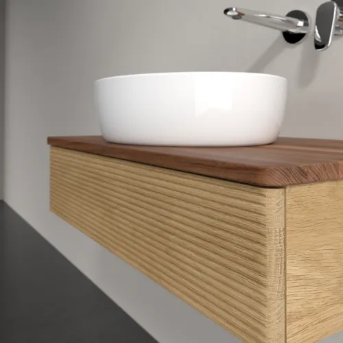 Bild von VILLEROY BOCH Antao Waschbeckenunterschrank, mit Beleuchtung, 1 Auszug, 800 x 190 x 500 mm, Front mit Struktur, Honey Oak / Warm Walnut #L08112HN