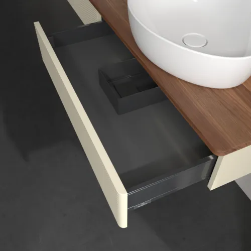 Bild von VILLEROY BOCH Antao Waschbeckenunterschrank, mit Beleuchtung, 2 Auszüge, 1600 x 190 x 500 mm, Front mit Struktur, Silk Grey Matt Lacquer / Warm Walnut #L17112HJ