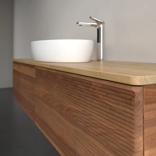 Bild von VILLEROY BOCH Antao Waschbeckenunterschrank, mit Beleuchtung, 2 Auszüge, 1600 x 360 x 500 mm, Front mit Struktur, Warm Walnut / Honey Oak #L36151HM