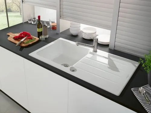 Bild von VILLEROY BOCH Como Shower Küchenarmatur, aus Edelstahl, Edelstahl massiv #925200LC