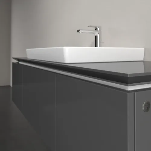 Bild von VILLEROY BOCH Legato Waschbeckenunterschrank, mit Beleuchtung, 3 Auszüge, 1400 x 380 x 500 mm, Glossy Grey / Glossy Grey #B684L0FP