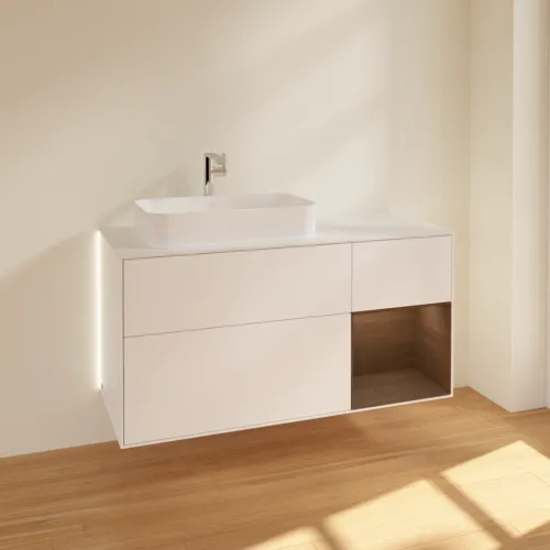 Bild von VILLEROY BOCH Finion Waschbeckenunterschrank, mit Beleuchtung, 3 Auszüge, 1200 x 603 x 501 mm, White Matt Lacquer / Walnut Veneer / Glass White Matt #G281GNMT